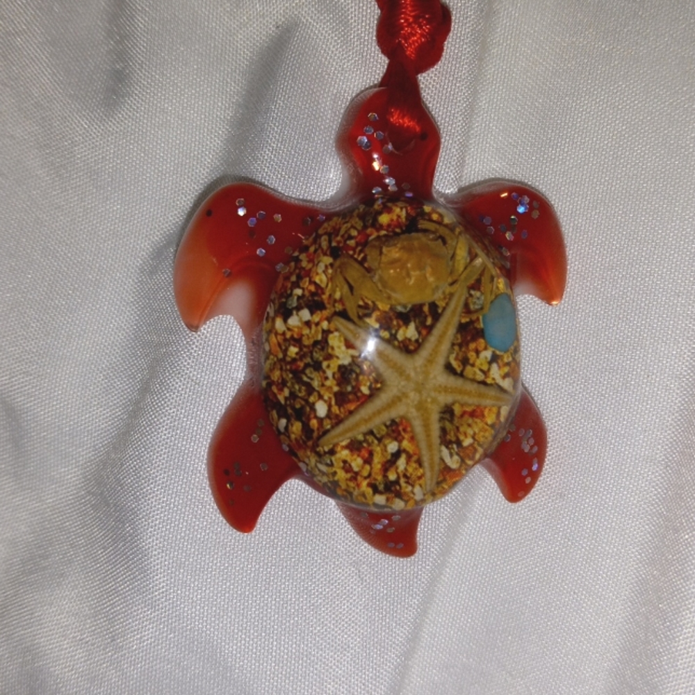 Necklace from tropical state